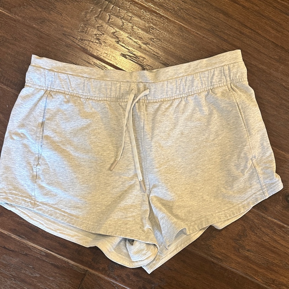 Lululemon Inner Glow Short